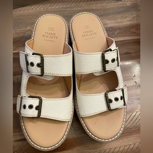 Women’s Oasis Society platform heels